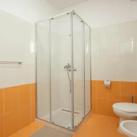 Apartament Nina's *